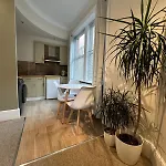 Luxury 1 Bed Apartment In The Heart Of Fulham